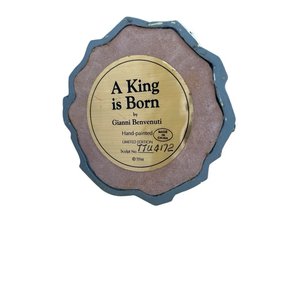 Gianni Benvenuti 'A King Is Born' Nativity Figurine‎ Dome Limited Edition